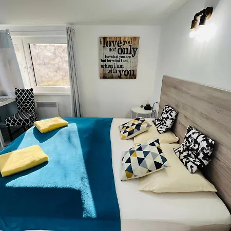 Balcsitthon Apartmanok Siofok Room photo