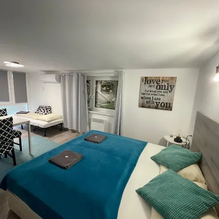 Balcsitthon Apartmanok Siofok Room photo